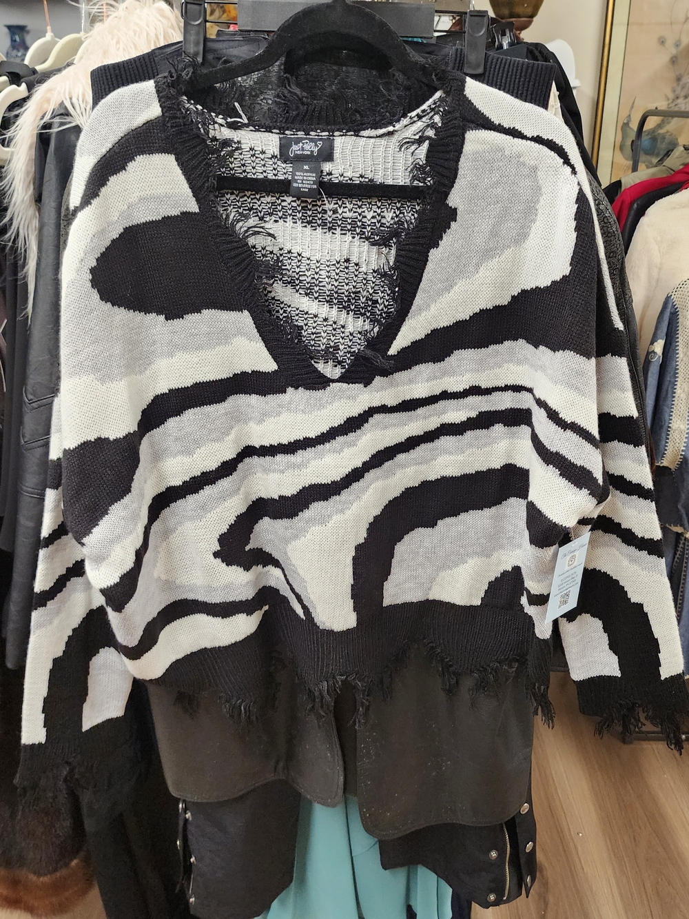 Distressed V-Neck Zebra-Print Sweater - Black & White